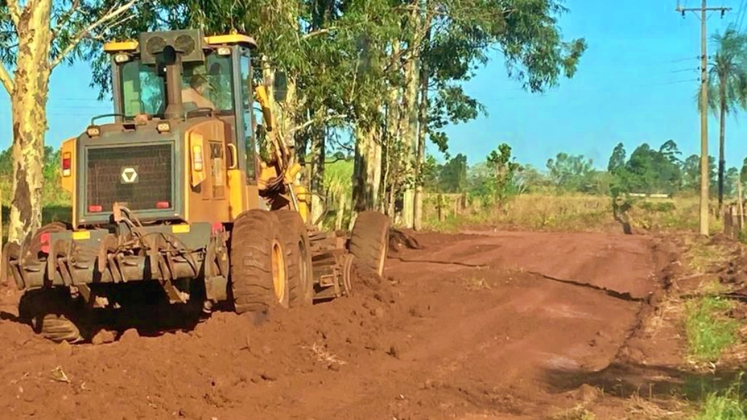 Estradas de tr&ecirc;s regi&otilde;es recebem manuten&ccedil;&atilde;o pela Seinfra