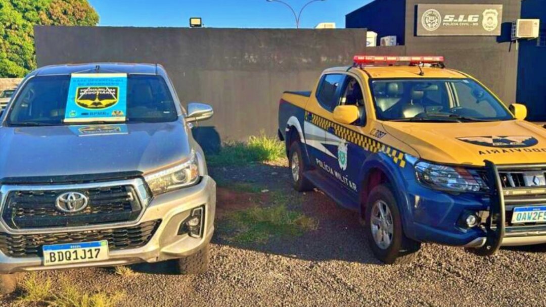 Adolescente tenta fugir, mas &eacute; apreendido ap&oacute;s abandonar caminhonete