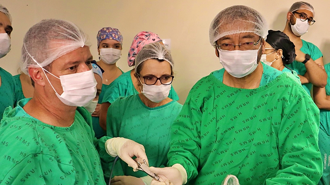 Hospital Regional opera beb&ecirc; ainda no &uacute;tero da m&atilde;e, procedimento in&eacute;dito na unidade