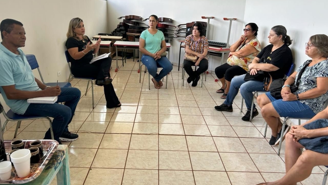 Coordenadoria re&uacute;ne segmentos para montar a programa&ccedil;&atilde;o pelo M&ecirc;s da Mulher