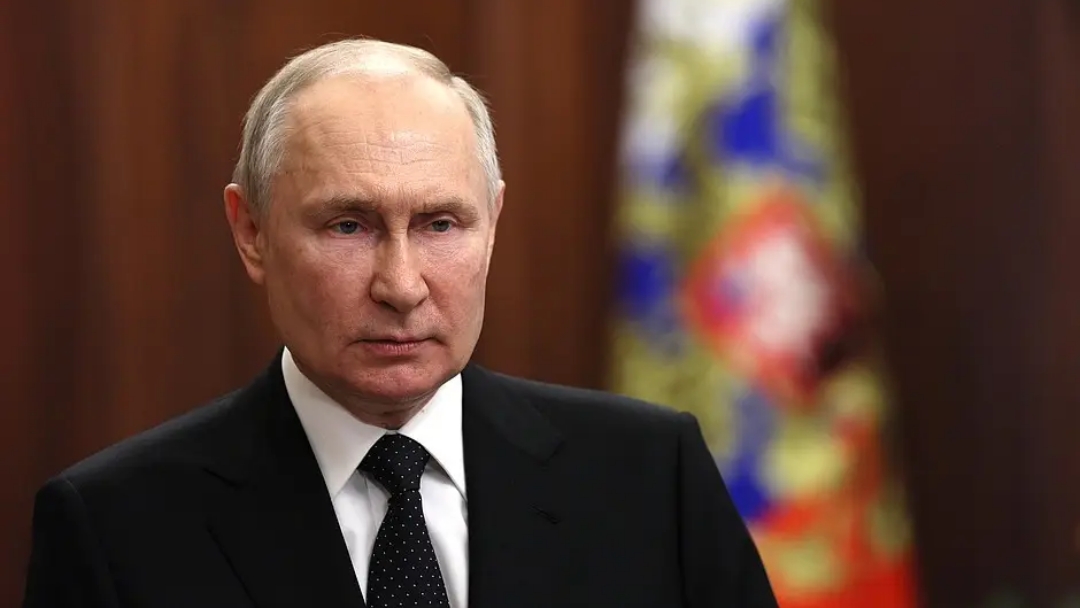 Putin diz que R&uacute;ssia est&aacute; perto de criar vacinas contra o c&acirc;ncer