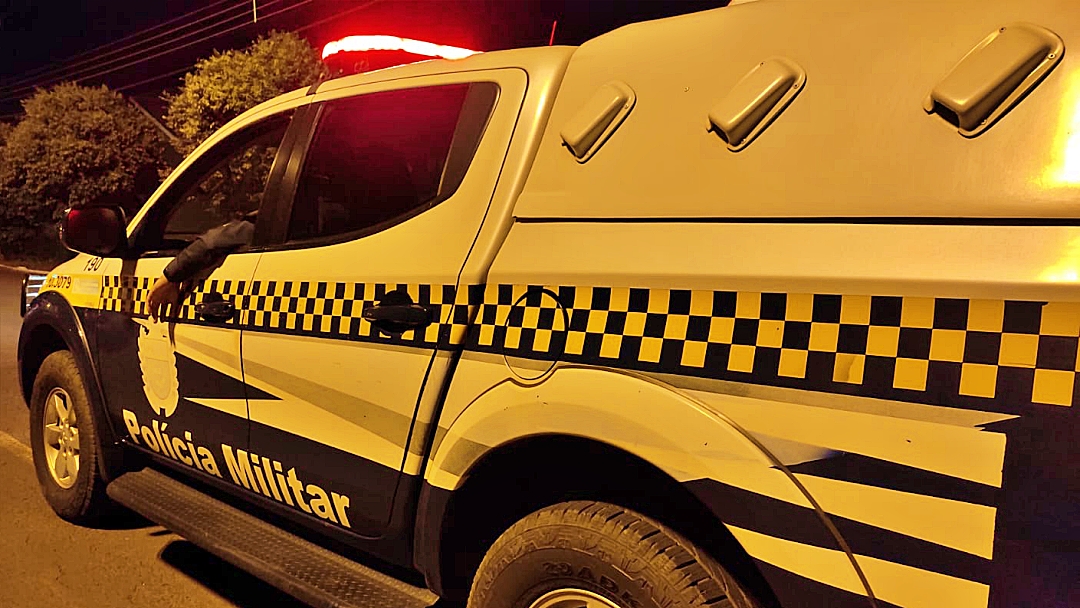 Dupla de ladr&otilde;es volta &agrave; casa da v&iacute;tima para concluir furto iniciado dois dias antes 