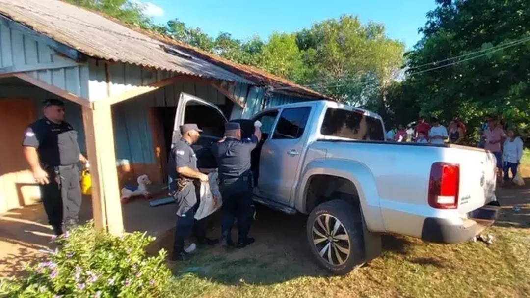 Motorista &eacute; emboscado por pistoleiros e executado com mais de 40 tiros 