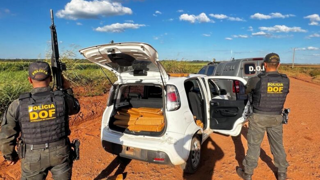 Homem tenta levar maconha at&eacute; o PR para quitar d&iacute;vida de agiotagem, &eacute; flagrado e preso
