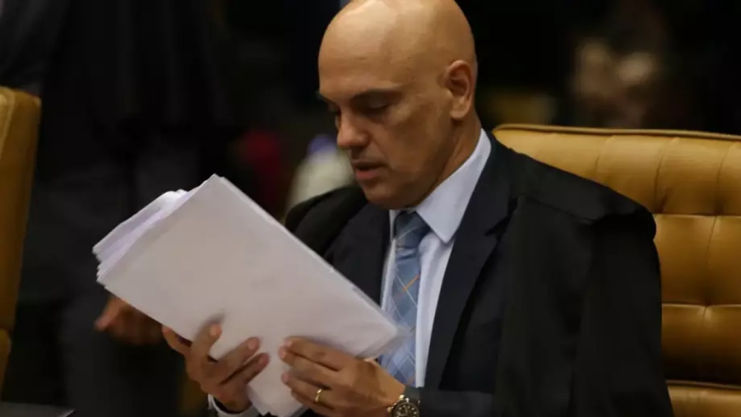 Moraes emprega lei anti-anonimato contra desinforma&ccedil;&atilde;o