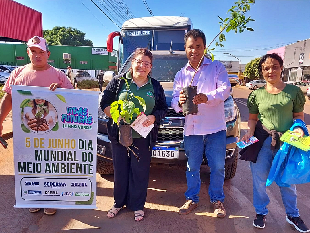 No Dia do Meio Ambiente, mais de 100 mudas de &aacute;rvores s&atilde;o distribu&iacute;das 