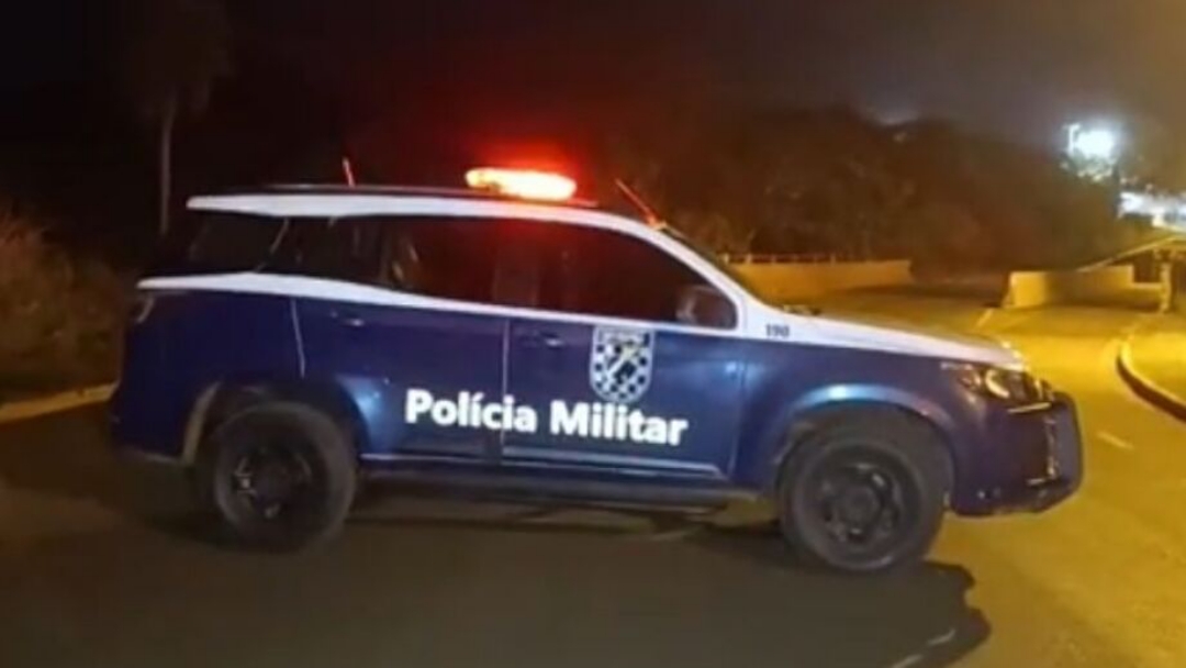 Homem que tentou matar esposa queimada morre em confronto com a Pol&iacute;cia