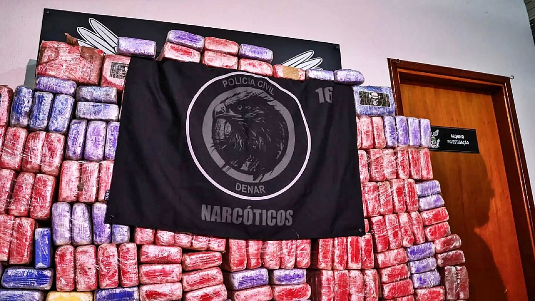 DENAR apreende 540 kg de coca&iacute;na em Sidrol&acirc;ndia; droga avaliada em R$ 27 milh&otilde;es