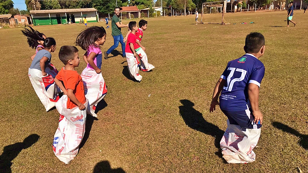 Nutrimais Atacado promove evento social para crian&ccedil;as da Aldeia Terer&eacute;