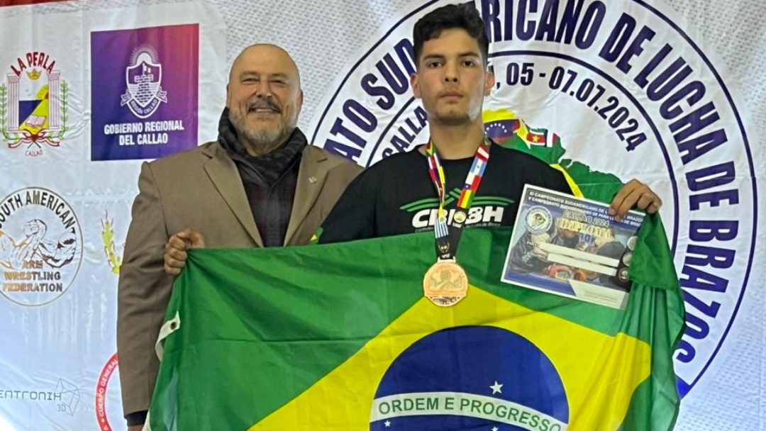 Sidrolandenses brilham no sul-americano de luta de bra&ccedil;o disputado no Peru 