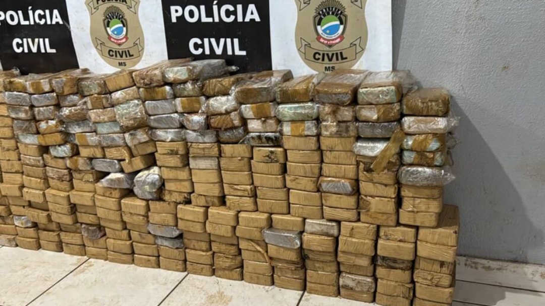 Pol&iacute;cia encontra 248 kg de coca&iacute;na em tanque de combust&iacute;vel de caminh&atilde;o que transportava sucata