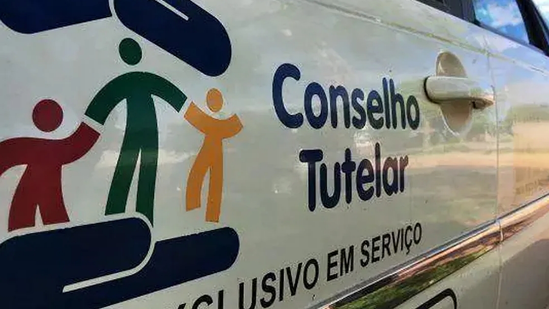 Beb&ecirc; &eacute; levado para acolhimento na Capital ap&oacute;s 4 meses em Sidrol&acirc;ndia