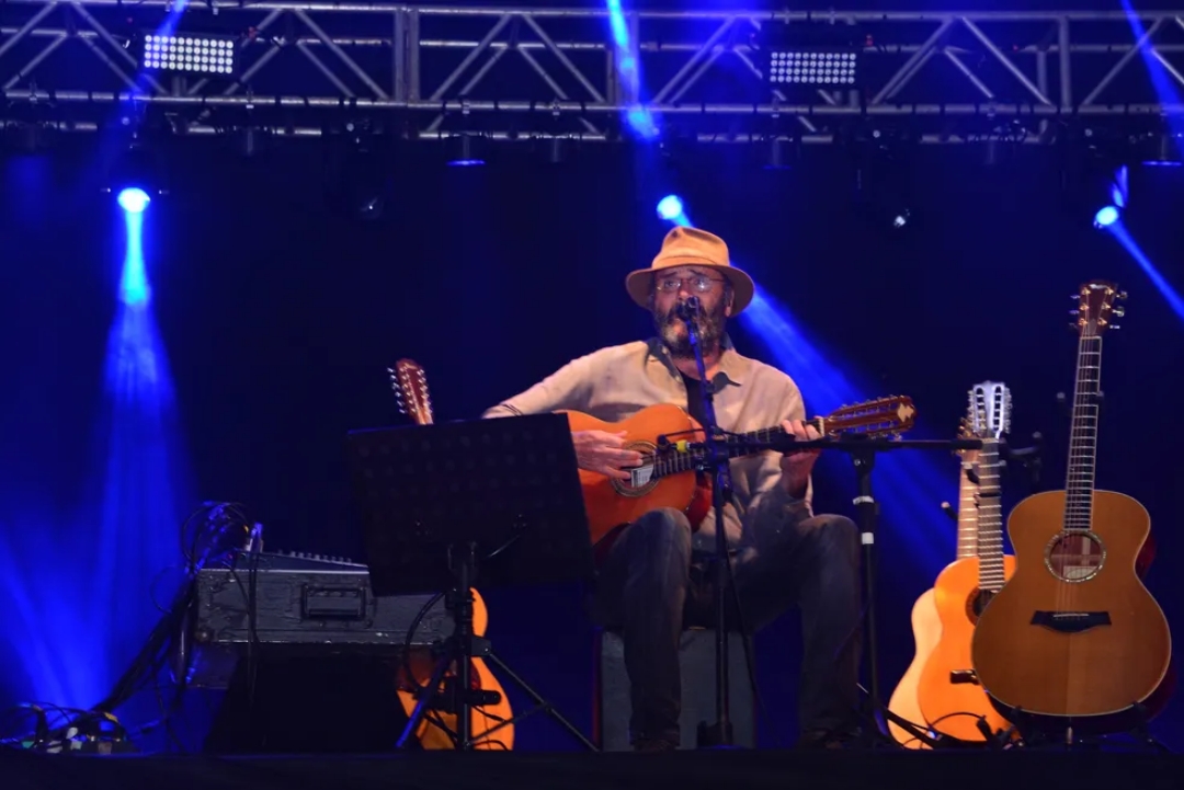 S&aacute;bado tem show de Michel Tel&oacute; e Almir Sater em homenagem ao Ueze Zahran