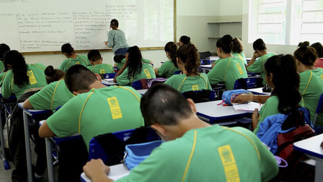 Evas&atilde;o e reprova&ccedil;&atilde;o derrubam para 3,6  nota do IDEB do Ensino M&eacute;dio de Sidrol&acirc;ndia