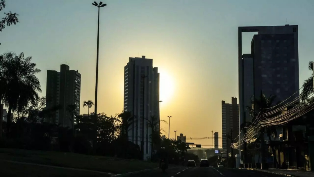 Sem previs&atilde;o de chuvas, s&aacute;bado ser&aacute; de temperaturas altas em MS