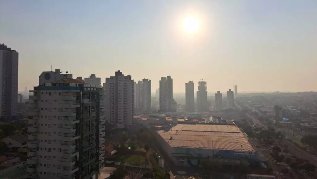 Setembro come&ccedil;a com temperaturas altas e tem alerta para baixa umidade do ar  