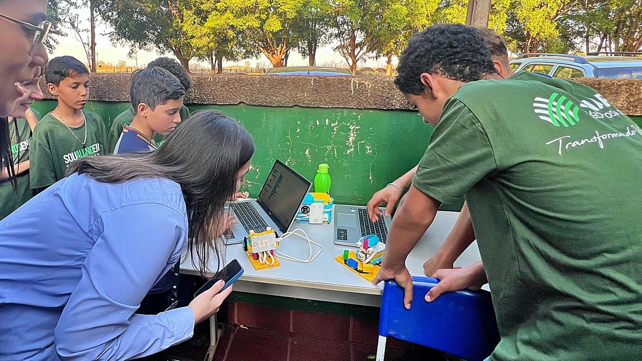 Sindicato Rural e Senar em parceria com Secretaria da Educa&ccedil;&atilde;o levam curso de rob&oacute;tica para alunos do Eldorado