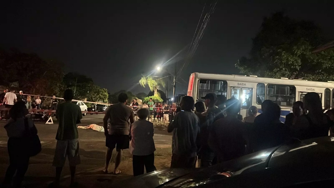 Motociclista que morreu em acidente com &ocirc;nibus no Jardim Monumento n&atilde;o tinha CNH