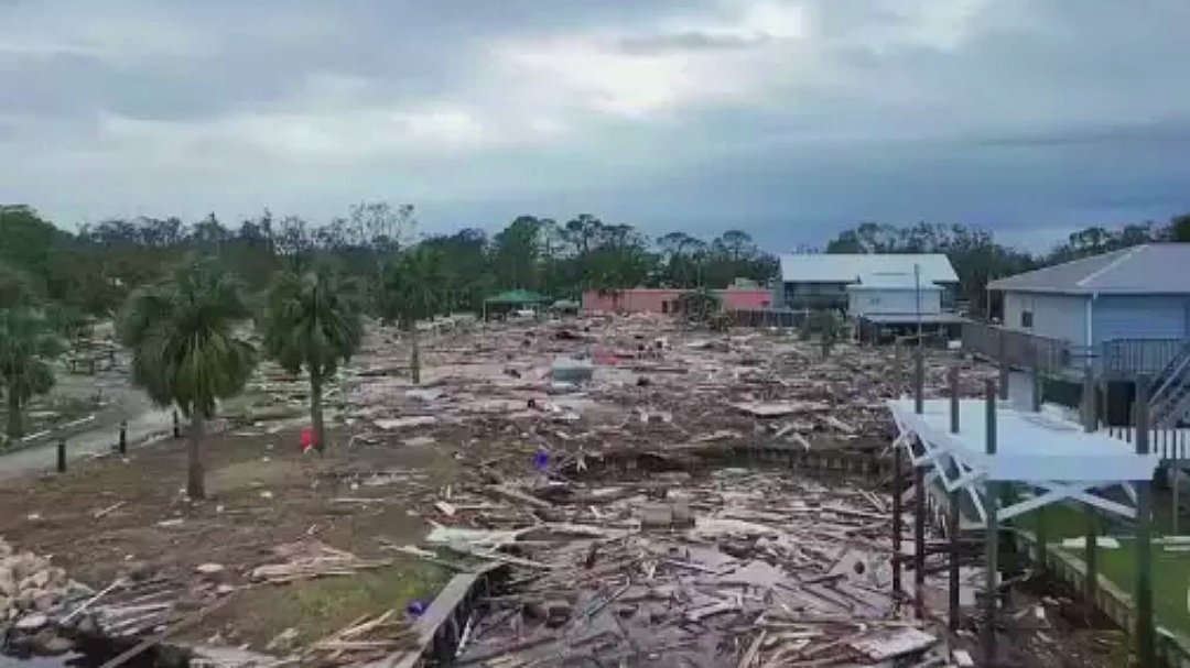 Tempestade Milton se transforma em furac&atilde;o