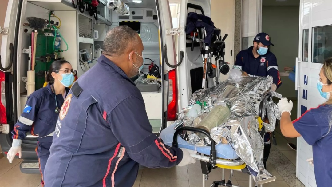 Acidente com m&aacute;quina mata trabalhador rural, em fazenda 