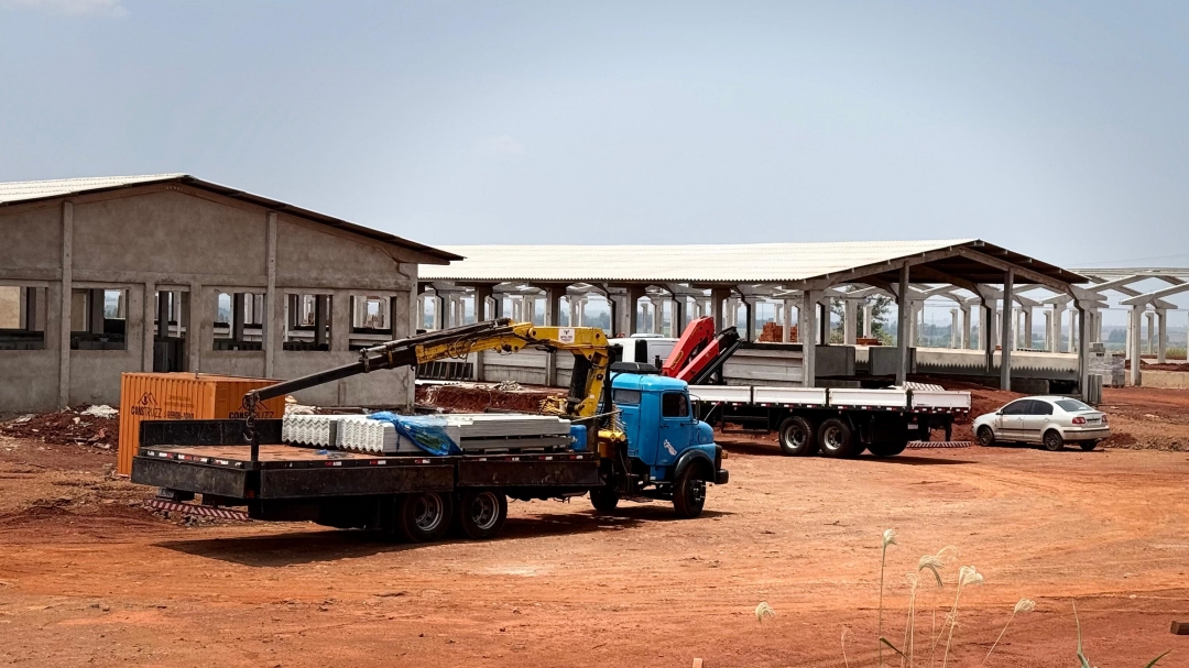 Produtores v&atilde;o reivindicar do prefeito eleito isen&ccedil;&atilde;o de ISS em obras de avi&aacute;rios e granjas de su&iacute;nos 