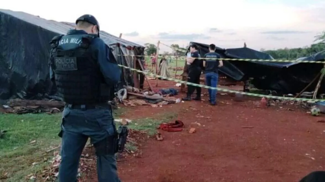 Rapaz passa mal e morre dentro de casa em &aacute;rea de retomada 