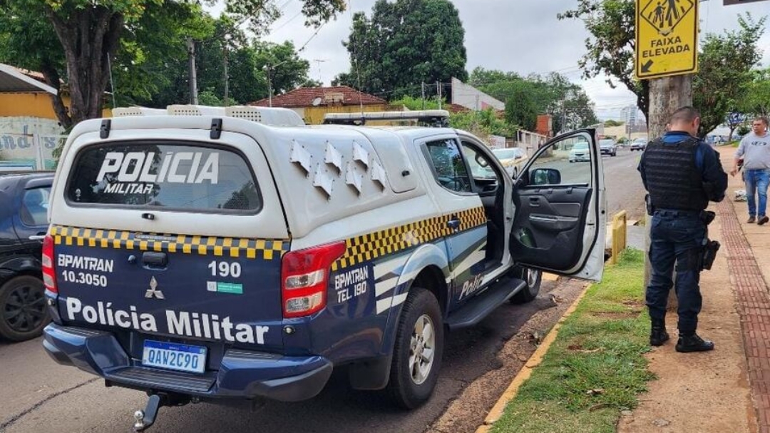 Idoso &eacute; agredido durante briga de tr&acirc;nsito na regi&atilde;o central 