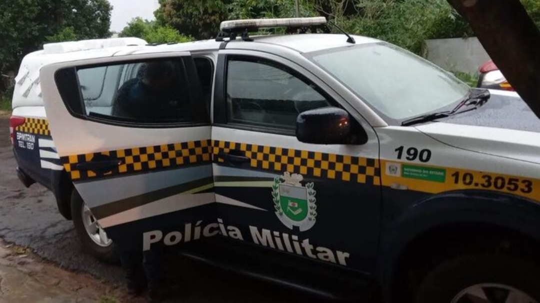 Marido tenta matar esposa e joga álcool no próprio corpo em Costa Rica