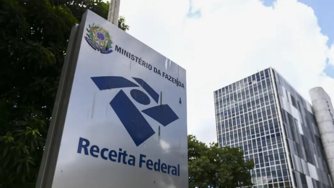 Arrecada&ccedil;&atilde;o federal em outubro fecha com maior resultado em 30 anos