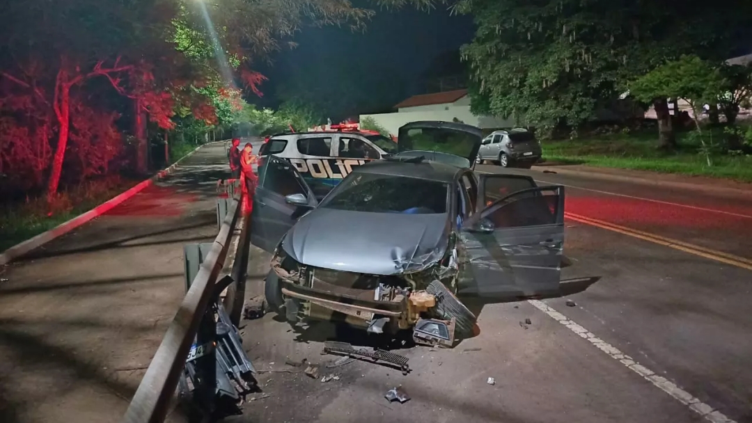 Preso ap&oacute;s bater carro durante fuga estava com muni&ccedil;&otilde;es, drogas e dinheiro 