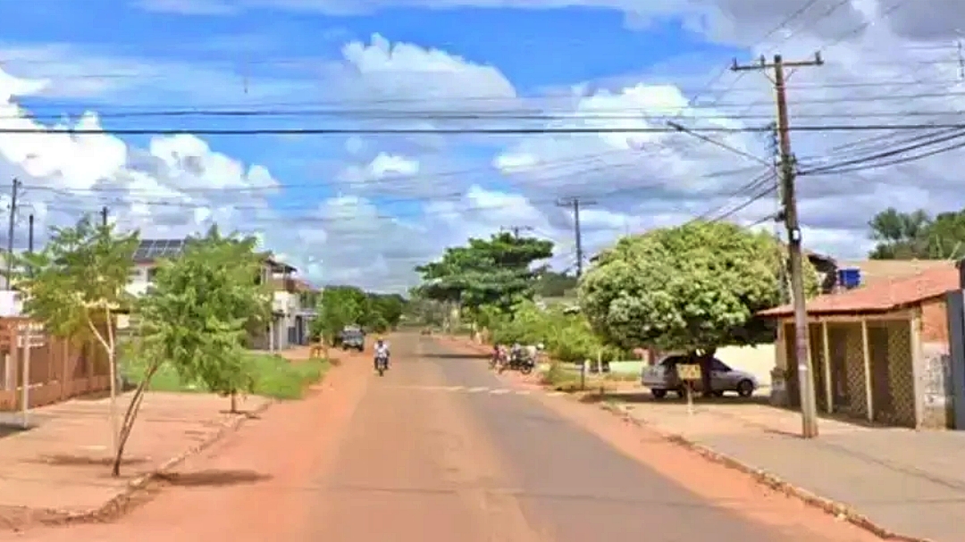 Homem &eacute; assassinado a tiros durante festa 