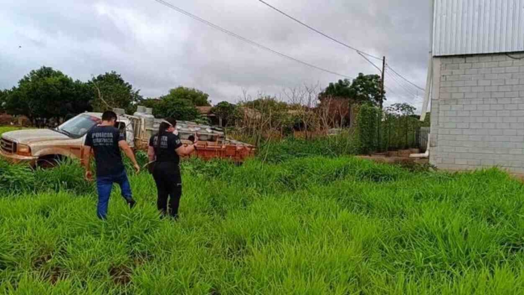 Corpo em avan&ccedil;ado estado de decomposi&ccedil;&atilde;o &eacute; encontrado