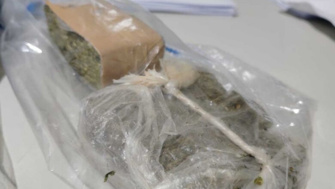 Preso em regime semiaberto &eacute; flagrado com maconha ao retornar para unidade