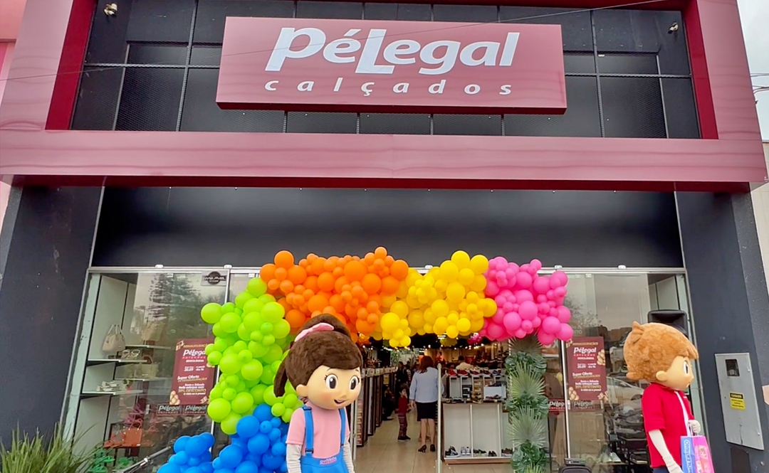 Mega promoção da Loja Pé Legal celebra os 71 anos de Sidrolândia com descontos de 30% em toda loja