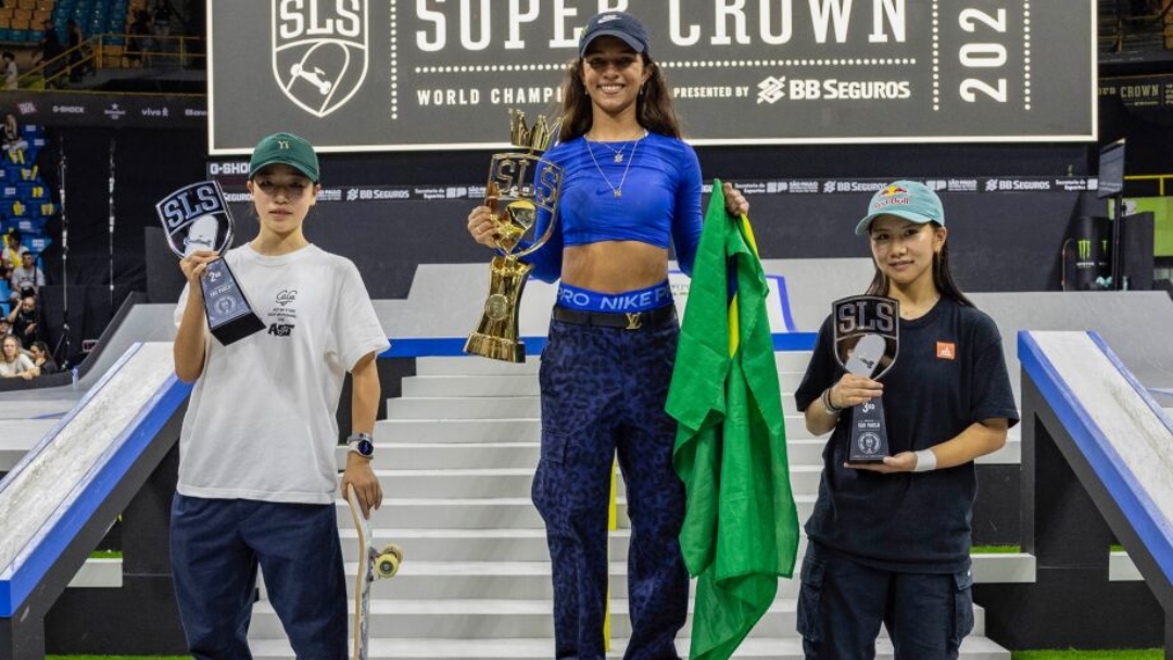 De virada, Rayssa Leal vence a SLS e se torna tricampe&atilde; mundial