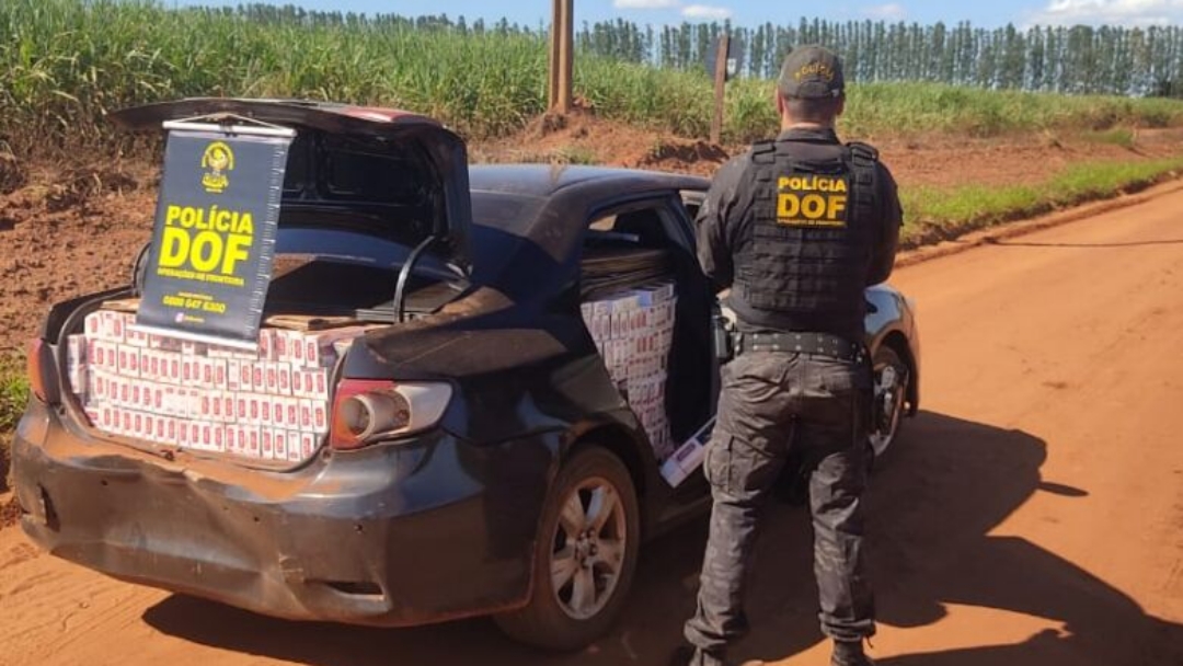 Corolla carregado com cigarros contrabandeados é apreendido em Rio Brilhante