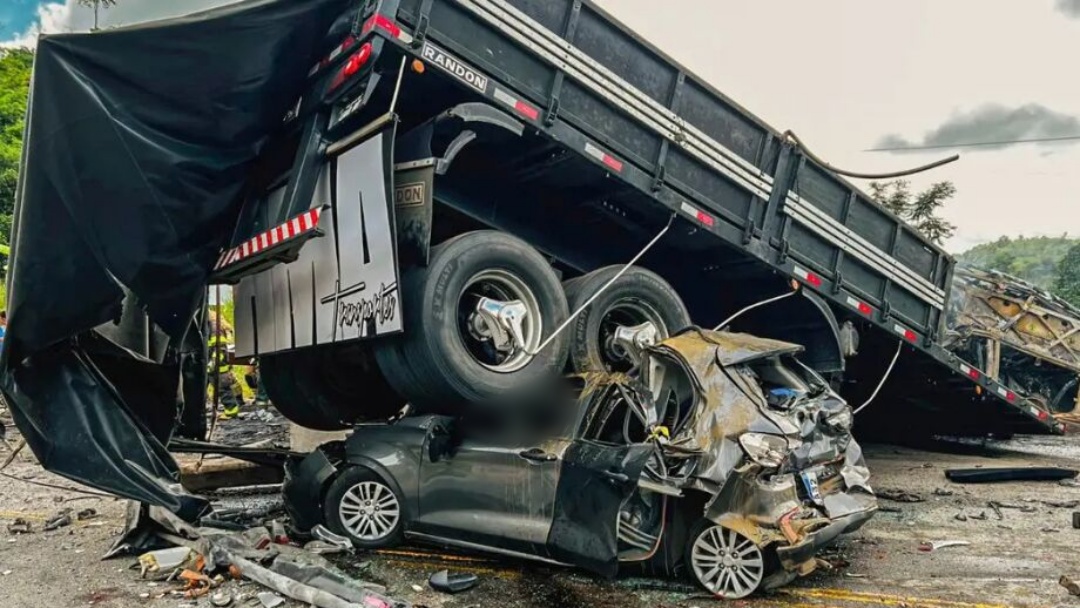 Sobe para 41 contagem de mortos do acidente em MG; veja o que se sabe