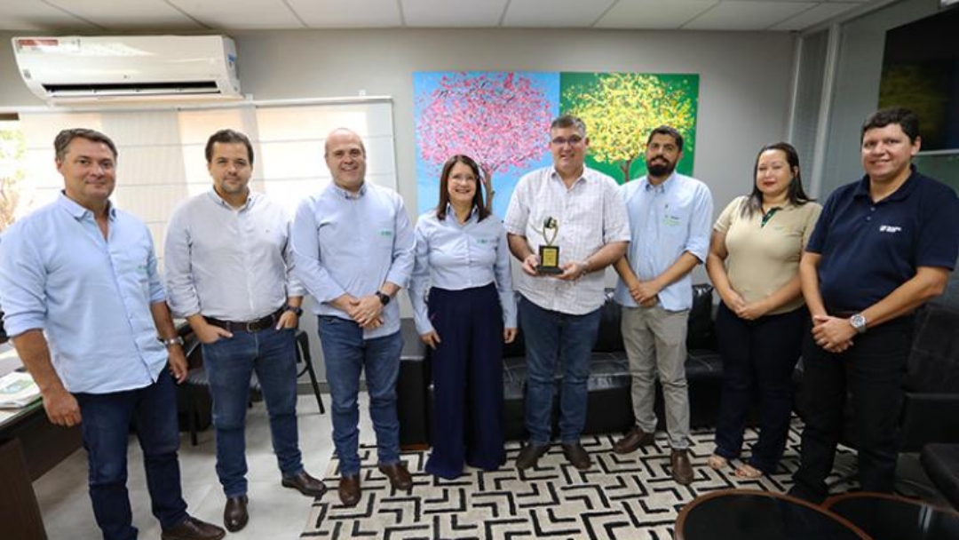 Propriedade rural de Sidrol&acirc;ndia &eacute; premiada pela associa&ccedil;&atilde;o brasileira da ind&uacute;stria de &Oacute;leos Vegetais