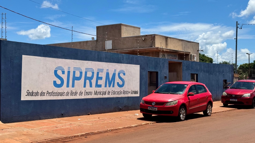 Sindicato formaliza pedido de reajuste de 6,27% para professores