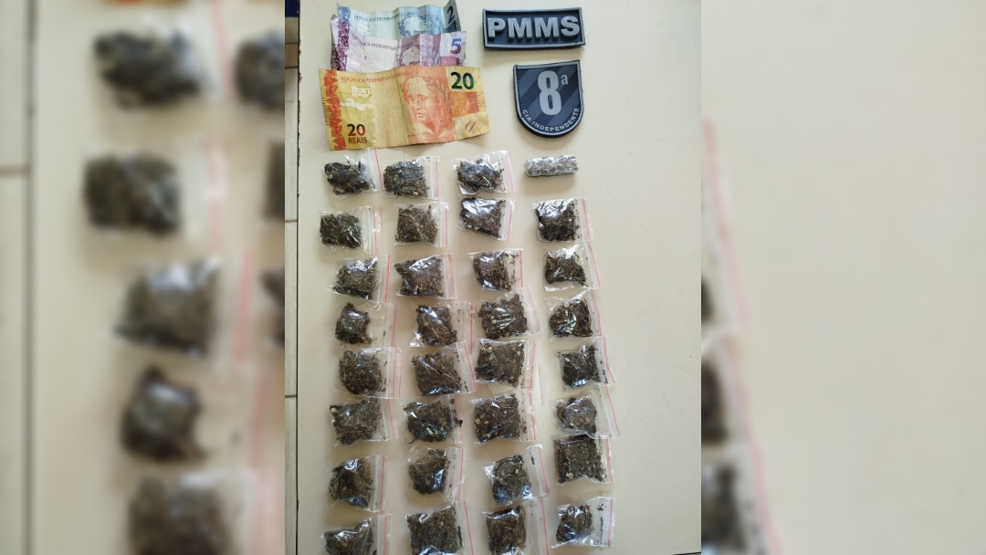 PM fecha ponto de venda de droga e acumula apreensão 45 kg de maconha no ano