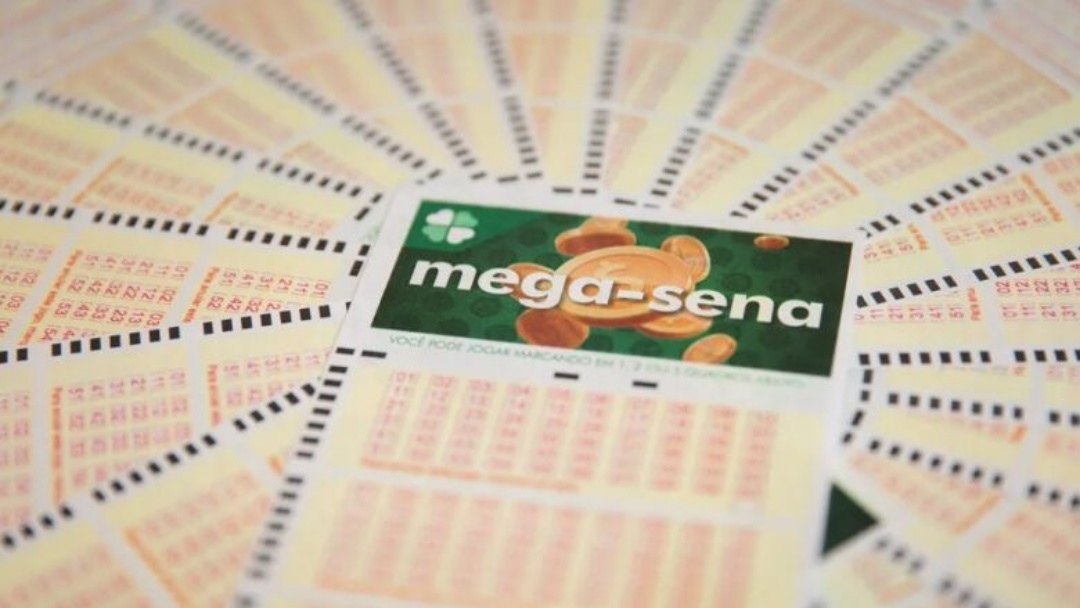 Mega-Sena pode pagar pr&ecirc;mio de R$ 105 milh&otilde;es nesta quinta