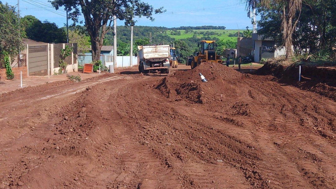 Com aditivo de R$ 665,7 mil, empreiteira retoma obras no Bairro Santa Marta