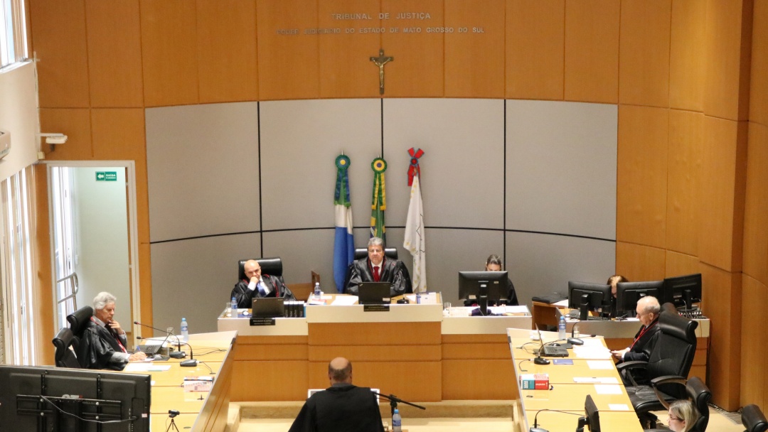 Tribunal reduz em 8 meses pena de mulher presa com 16,4 kg de maconha