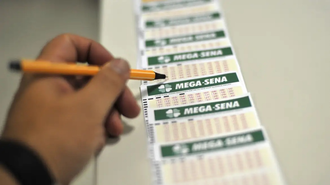Mega-Sena sorteia neste s&aacute;bado pr&ecirc;mio acumulado em R$ 42 milh&otilde;es