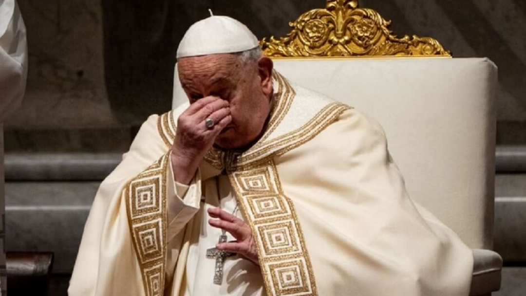 Papa teve epis&oacute;dios de insufici&ecirc;ncia respirat&oacute;ria aguda