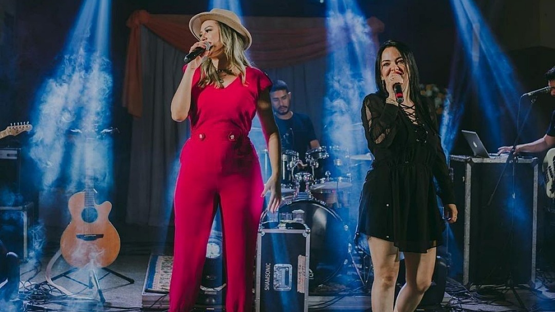 No Dia das Mulheres, a festa é no Brasetto com Patrícia e Adriana