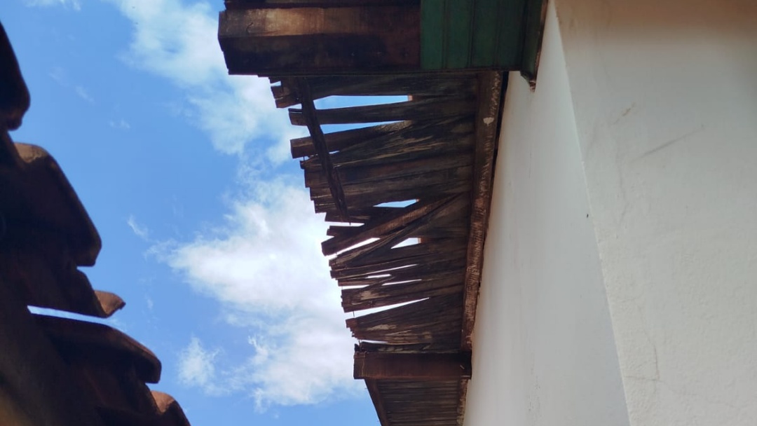 Vereadores constatam problemas de manutenção nas escolas às vésperas da volta às aulas