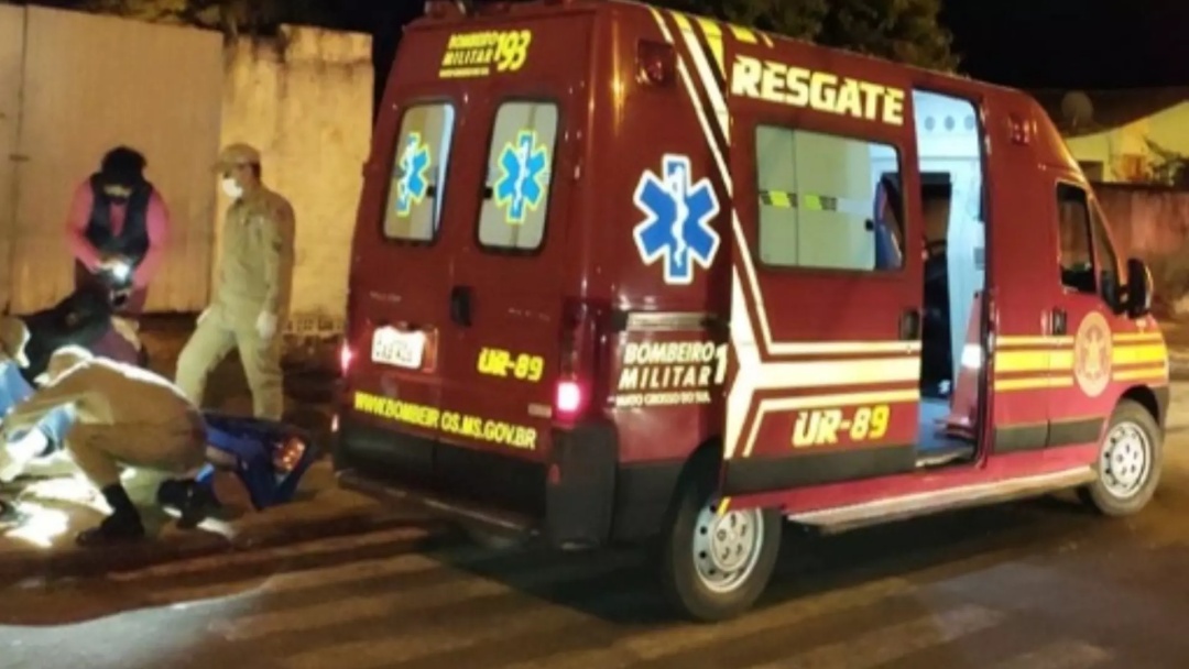 Rapaz é esfaqueado várias vezes e ferido com tiro na cabeça ao se negar a furtar carne em MS