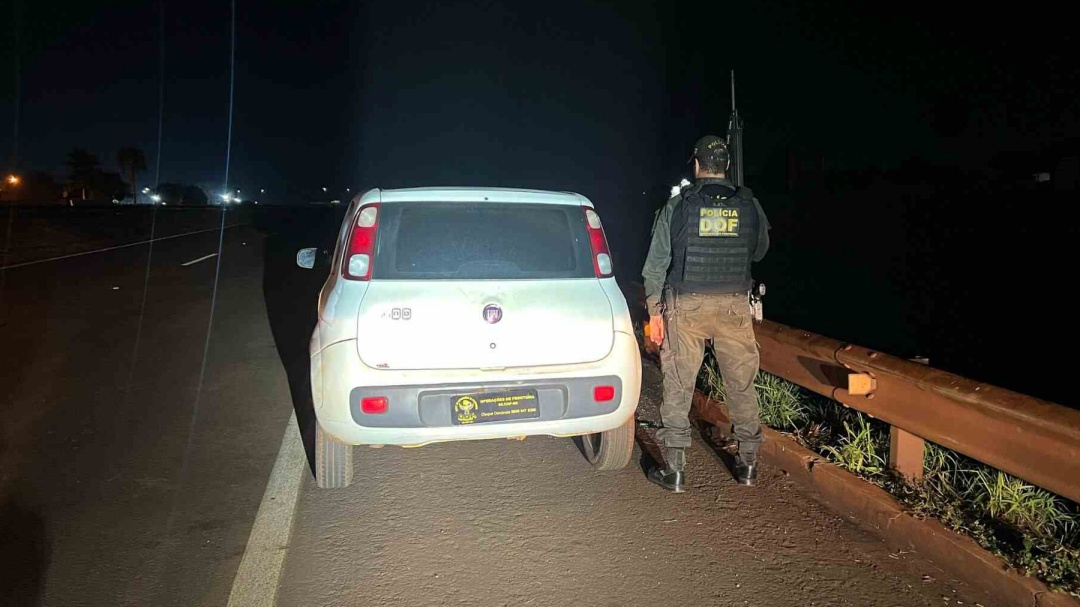 Carro levado durante assalto é encontrado abandonado na BR-163 em MS