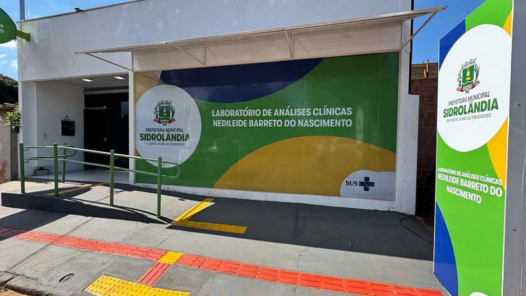Ao completar 100 dias de gest&atilde;o, prefeito inaugura Laborat&oacute;rio Municipal de An&aacute;lises Cl&iacute;nicas